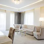 Tresor Le Palais Timisoara, Curio Collection By Hilton Otel