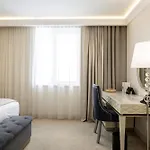 Tresor Le Palais Timisoara, Curio Collection By Hilton 5*