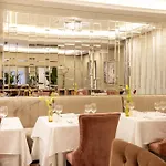 Ξενοδοχείο Tresor Le Palais Timisoara, Curio Collection By Hilton 5*