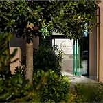 Tresor Le Palais Timisoara, Curio Collection By Hilton