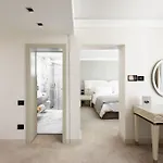 Tresor Le Palais Timisoara, Curio Collection By Hilton Ξενοδοχείο 5*