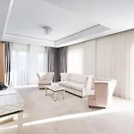 Tresor Le Palais Timisoara, Curio Collection By Hilton Ξενοδοχείο 5*