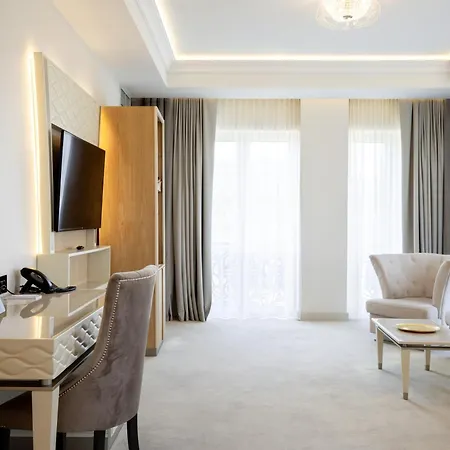 Tresor Le Palais Timisoara, Curio Collection By Hilton 5*