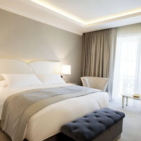 Tresor Le Palais Timisoara, Curio Collection By Hilton 5* Timisoara