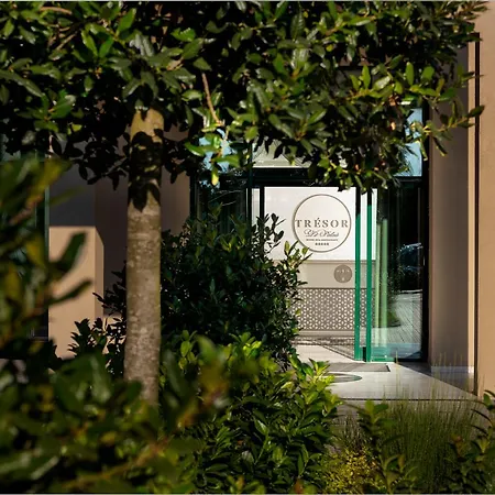 Hotel Tresor Le Palais Timisoara, Curio Collection By Hilton 5*