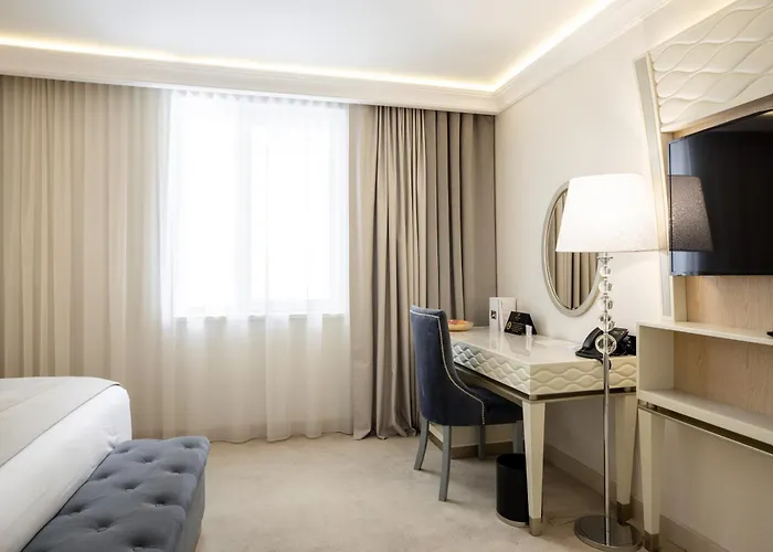 Tresor Le Palais Timisoara, Curio Collection By Hilton Hotel