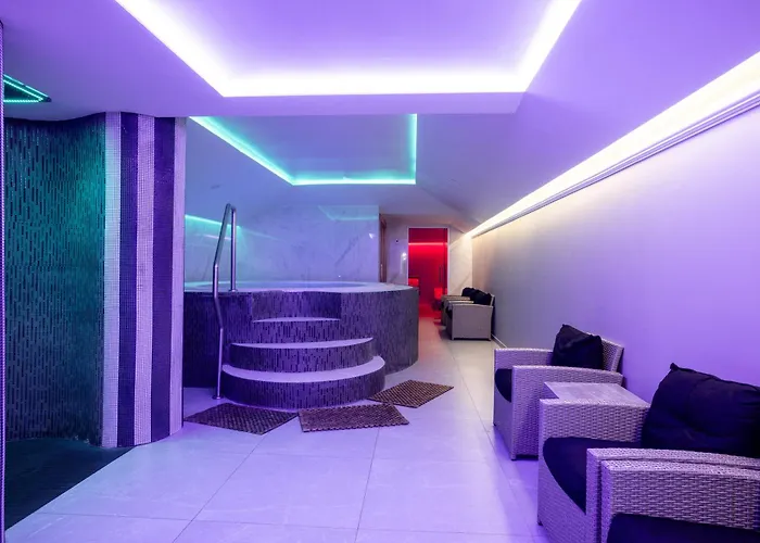 Hotel Tresor Le Palais Timisoara, Curio Collection By Hilton Timisoara