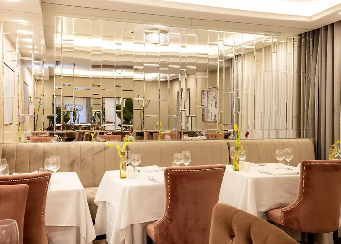 Hotel Tresor Le Palais Timisoara, Curio Collection By Hilton 5*