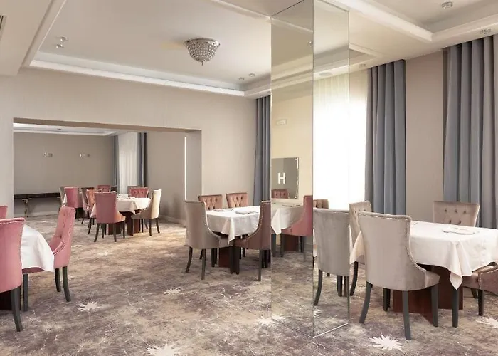 Hotel Tresor Le Palais Timisoara, Curio Collection By Hilton Timisoara