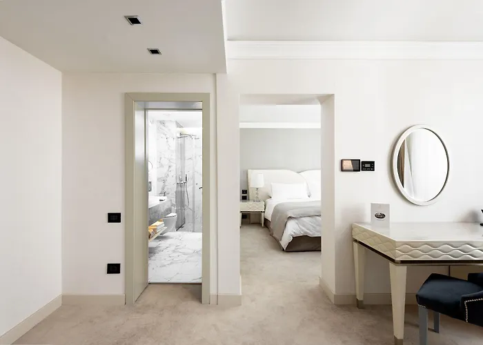 Tresor Le Palais Timisoara, Curio Collection By Hilton Hotel 5*