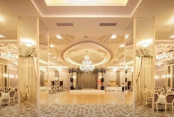 Tresor Le Palais Timisoara, Curio Collection By Hilton 5* Timisoara