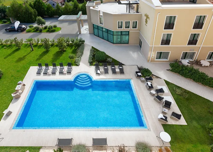 Tresor Le Palais Timisoara, Curio Collection By Hilton Hotel