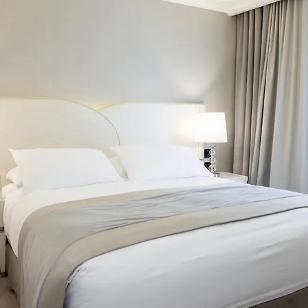 Tresor Le Palais Timisoara, Curio Collection By Hilton Szálloda 5*