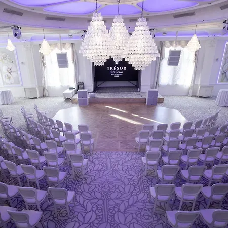 Szálloda Tresor Le Palais Timisoara, Curio Collection By Hilton 5*