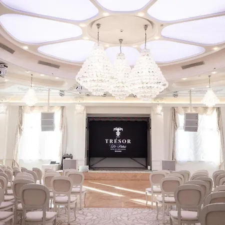 Tresor Le Palais Timisoara, Curio Collection By Hilton Szálloda