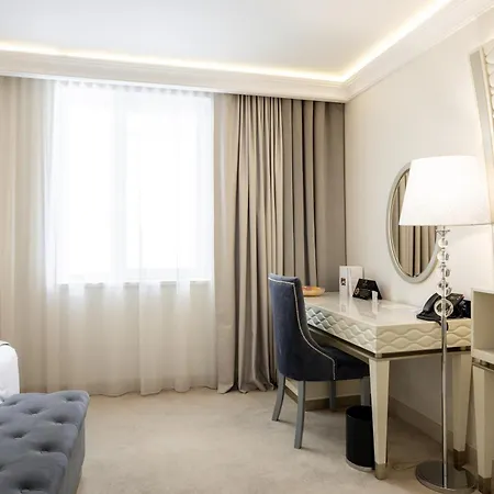 Tresor Le Palais Timisoara, Curio Collection By Hilton Hotel