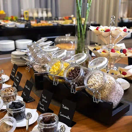 Hotel Tresor Le Palais Timisoara, Curio Collection By Hilton 5*