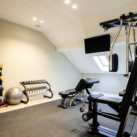 Tresor Le Palais Timisoara, Curio Collection By Hilton