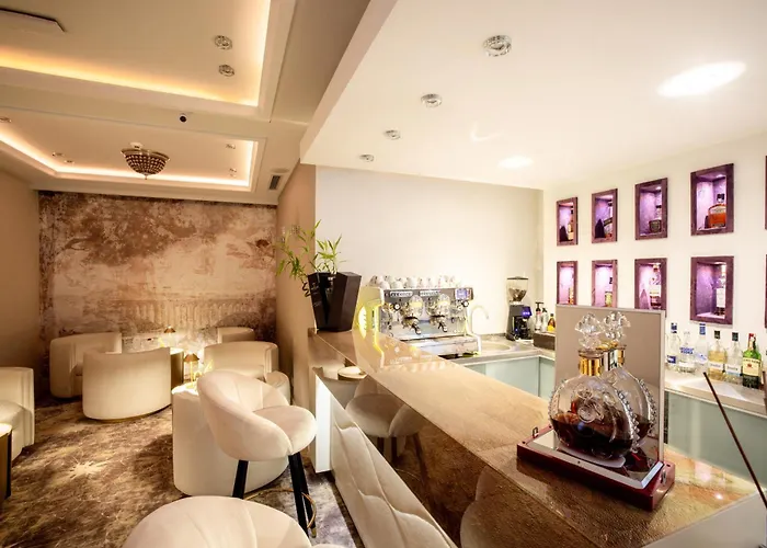 Tresor Le Palais Timisoara, Curio Collection By Hilton Hotel